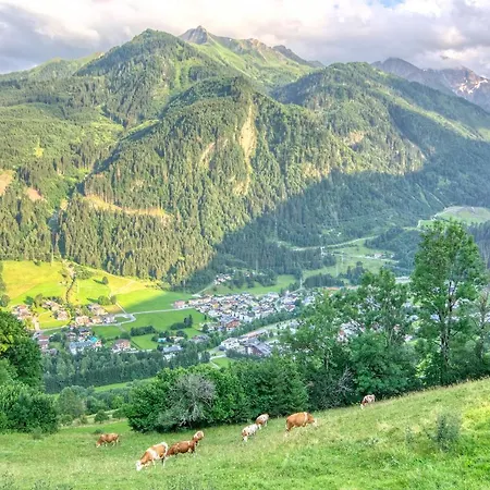 Ski-in Ski-out Maiskogel 17c - By Alpen Holiday home