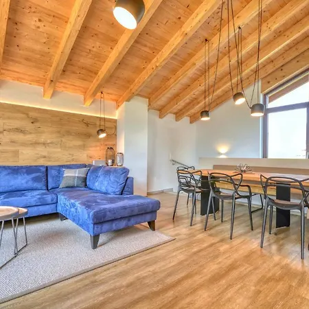 Ski-in Ski-out Maiskogel 17c - By Alpen Holiday home Kaprun