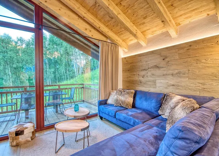 Ski-in Ski-out Maiskogel 17c - By Alpen Holiday home Kaprun