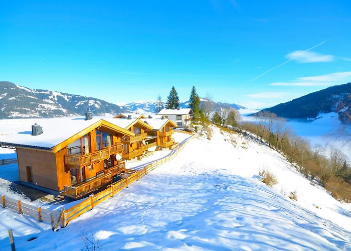 Holiday home Ski-in Ski-out Maiskogel 17c - By Alpen *